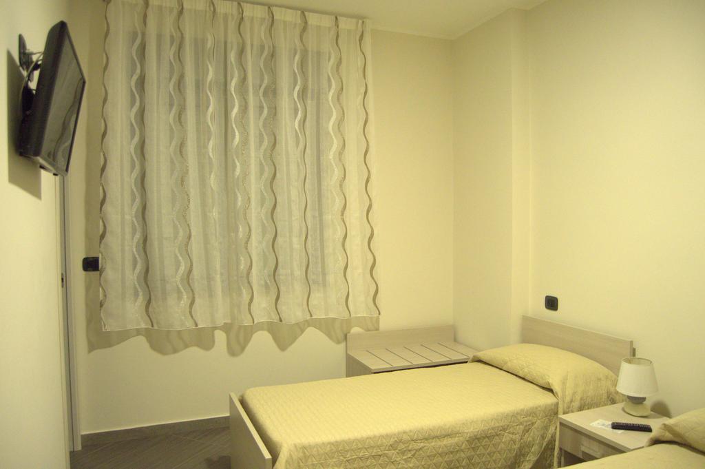Civico 83 Bed and Breakfast Ρέτζιο ντι Καλάμπρια Εξωτερικό φωτογραφία